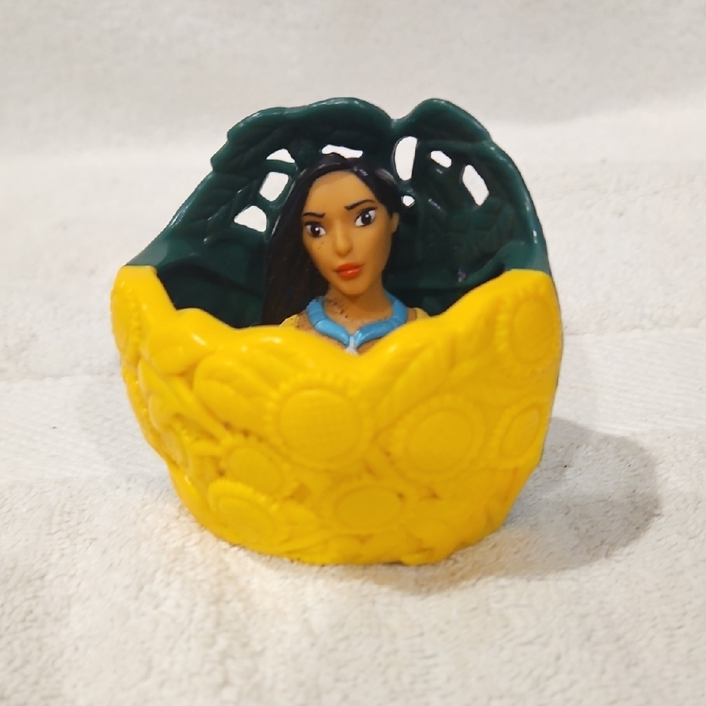 1996 BURGER KING POCAHONTAS FINGER PUPPET TOY